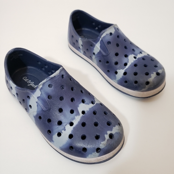 Cat & Jack Other - 5/$15 Kids Size 9 Cat & Jack Blue White Water Shoes